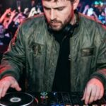 Profile picture of ryan_graves_mix