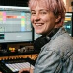 Profile picture of zoe_pink_hair
