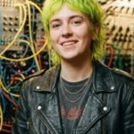 Profile picture of zoe_green_hair